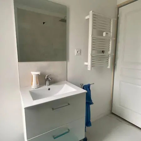 Petit Chateau شقة