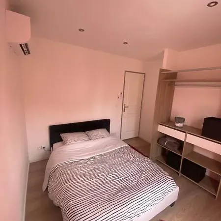 شقة Petit Chateau *