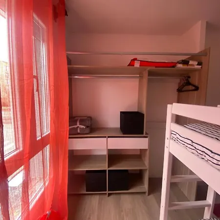 Petit Chateau * Шас-сюр-Рон