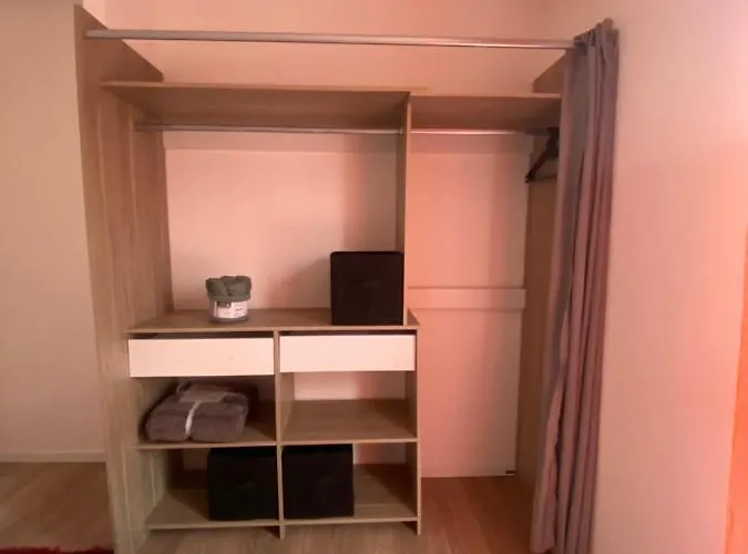 Apartman Petit Chateau Chasse-sur-Rhône